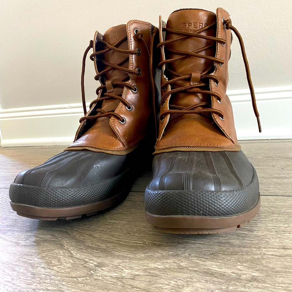 SPEERY’S MENS COLD BAY BOOTS $133